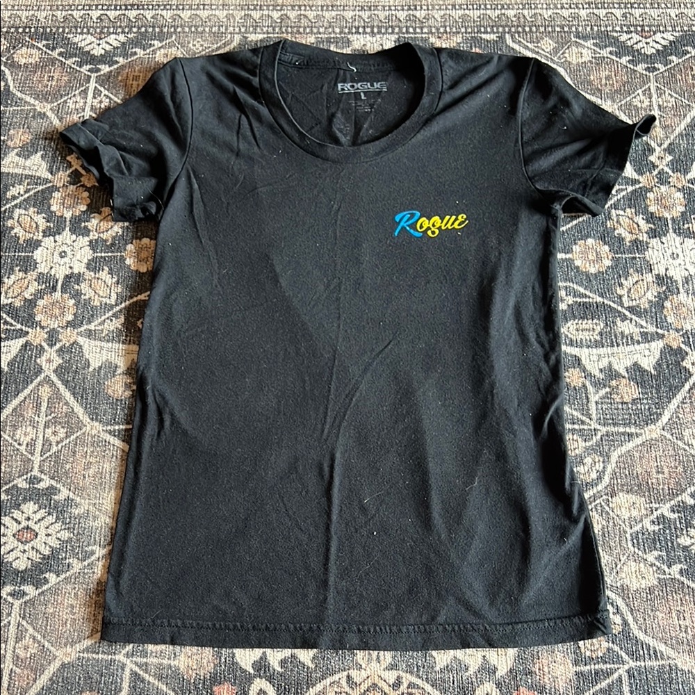 Women’s Rogue Tee